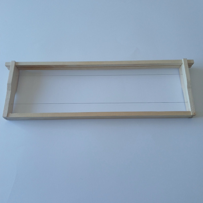 Medudinis rėmelis Latviškiems aviliams surinktas įvielintas 2-jų vielų su ąselėmis, suneriamas 465x145x35, su išfrezuotu grioveliu