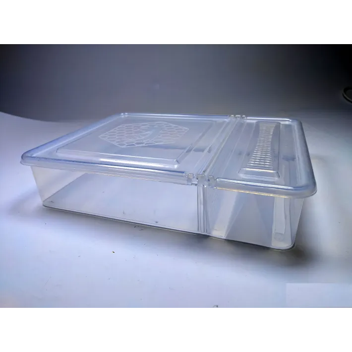 Maitintuvė  3.5 l, plastikinė, skaidri