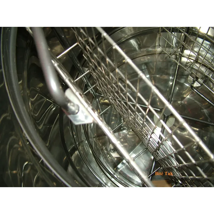 Kasetinis 2/4 kasečių medsukis su kojomis be dangčio