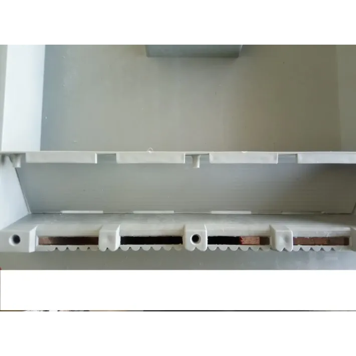 Maitintuvė viršutinė su dangčiu  5.8 l, plastikinė pilka