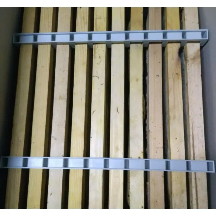 Skirtukas rėmeliams plastikinis 10 R