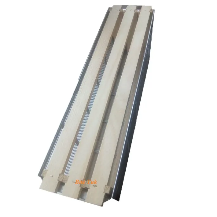 Izoliatorius 3 meduviniams rėmeliams