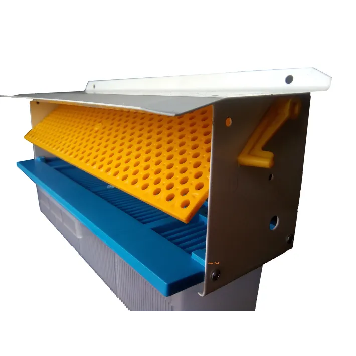 Žiedadulkių rinktuvas su skardiniu stogeliu