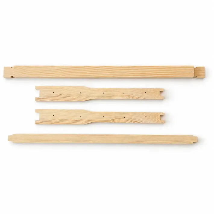 Deep brood frame 1/1 Dadant 470 mm x 300 mm x 35 mm with 10 holes for wires